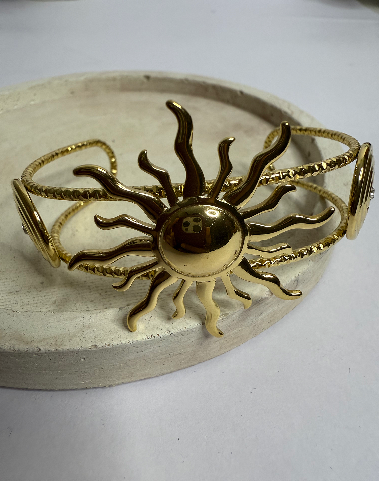 Sunbeam Center Adjustable CircleBracelet